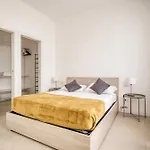 Daire Just Urban - Modern 1-br Navigli - Metro M2