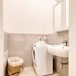 Daire Just Urban - Modern 1-br Navigli - Metro M2 *