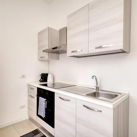 Just Urban - Modern 1-br Navigli - Metro M2 Milaan